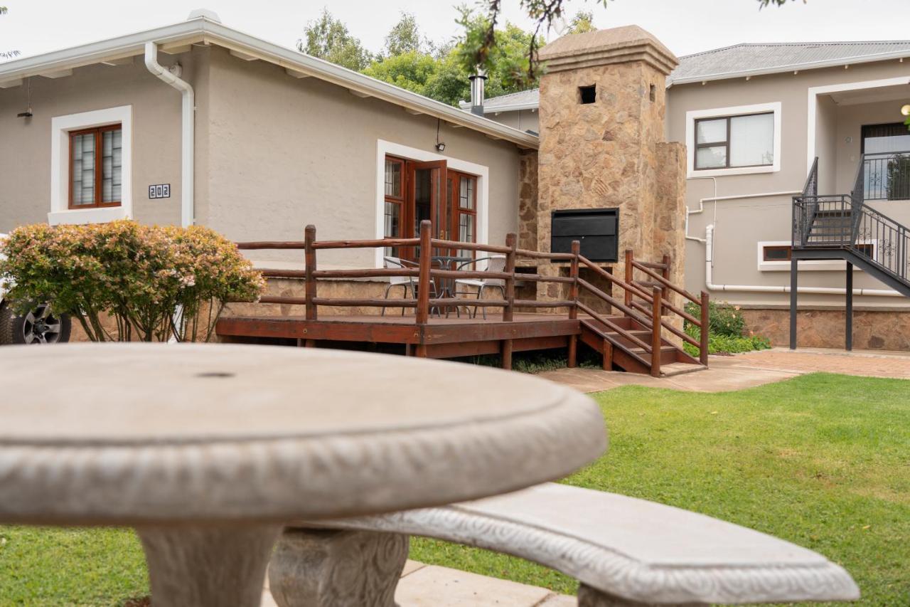 Rueby'S Guesthouse 德尔斯特鲁姆 外观 照片